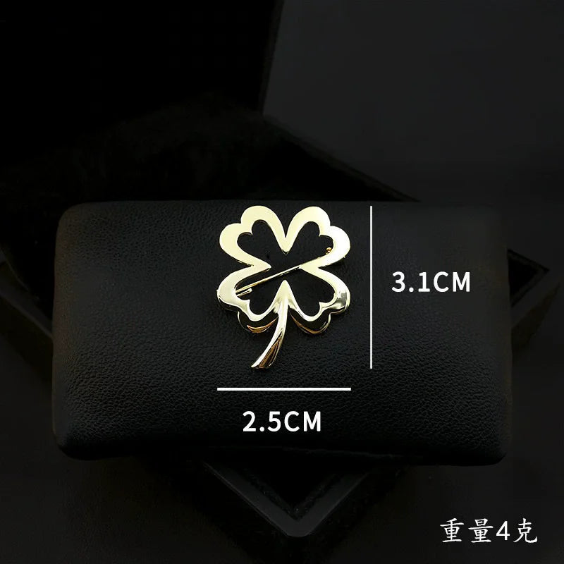 New Minimalist Hollow Out Peace Dove Brooch Exquisite Design Temperament Corsage Suit Jacket Fashionable Pin Accessories Broche