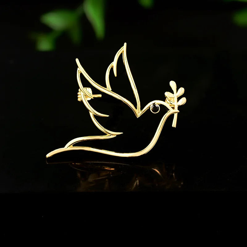 New Minimalist Hollow Out Peace Dove Brooch Exquisite Design Temperament Corsage Suit Jacket Fashionable Pin Accessories Broche