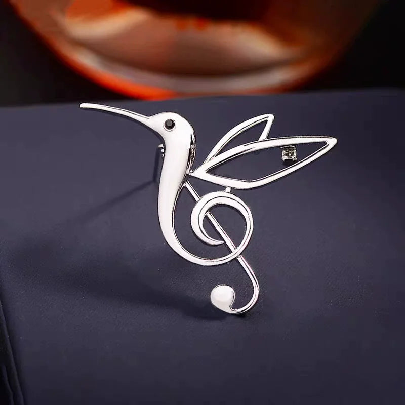 New Minimalist Hollow Out Peace Dove Brooch Exquisite Design Temperament Corsage Suit Jacket Fashionable Pin Accessories Broche