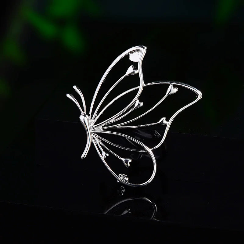 New Minimalist Hollow Out Peace Dove Brooch Exquisite Design Temperament Corsage Suit Jacket Fashionable Pin Accessories Broche