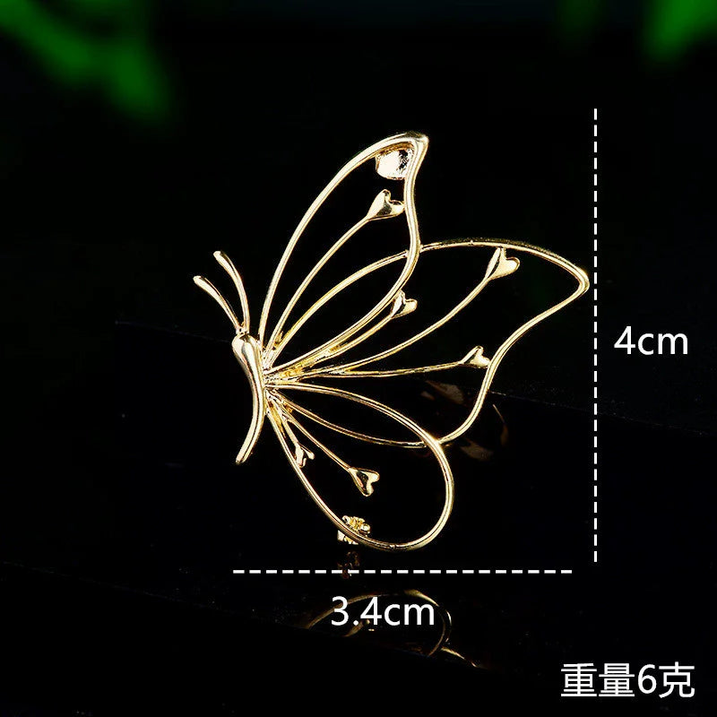 New Minimalist Hollow Out Peace Dove Brooch Exquisite Design Temperament Corsage Suit Jacket Fashionable Pin Accessories Broche